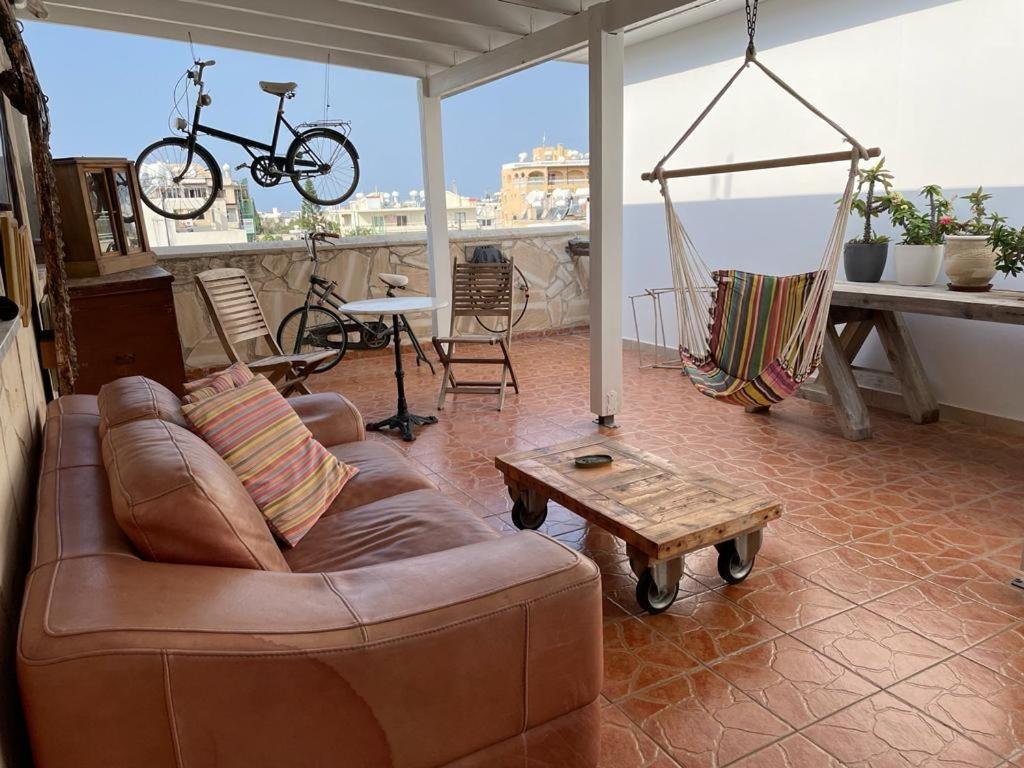 Mp Cozy Apartment Near The Sea Paphos Kültér fotó