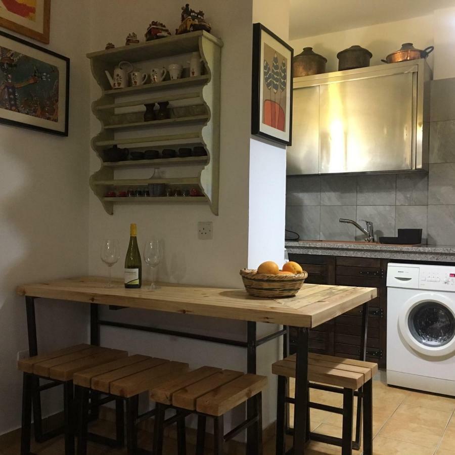 Mp Cozy Apartment Near The Sea Paphos Kültér fotó